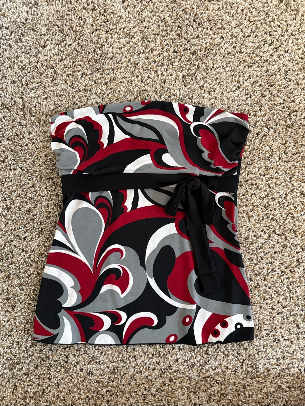Studio Y Strapless Tie Top